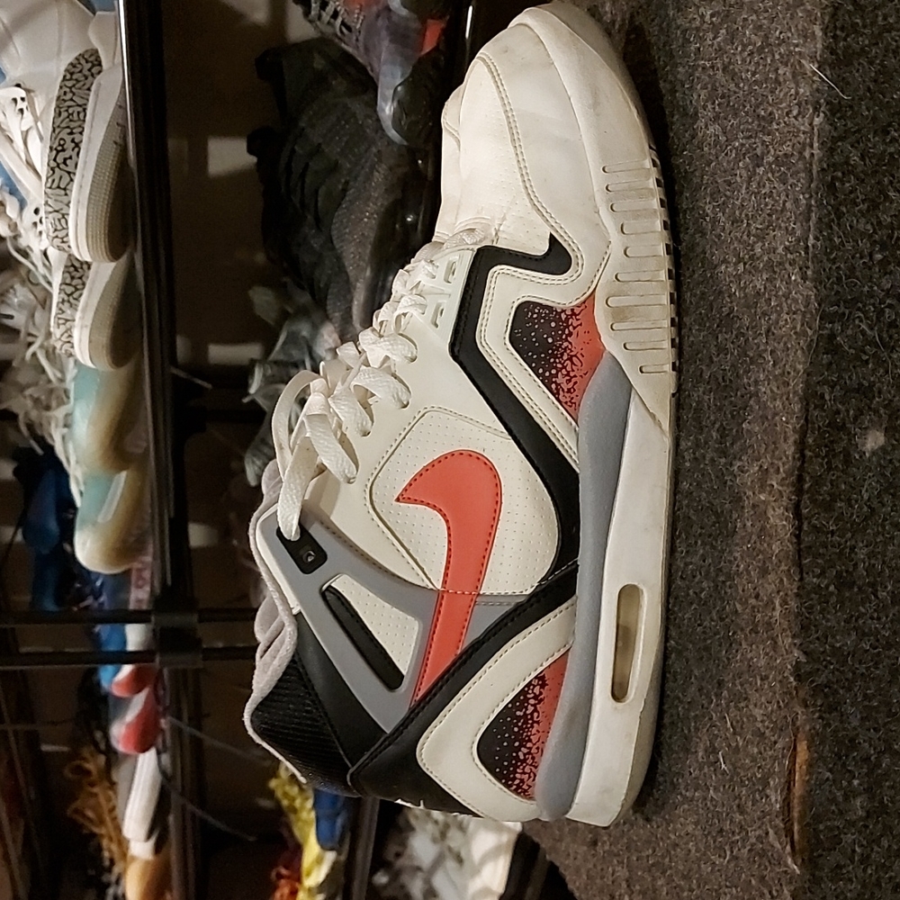 Nike Air Tech Challenge 2 Tennis Shoe-Andre Agassi signature shoe